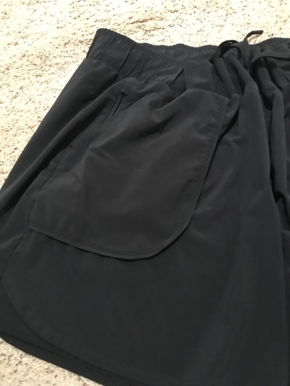 Exercise shorts - Picture 2 of 4